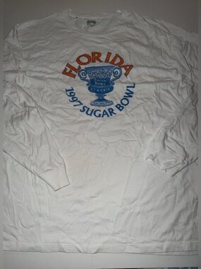 AE tailgate UF football top